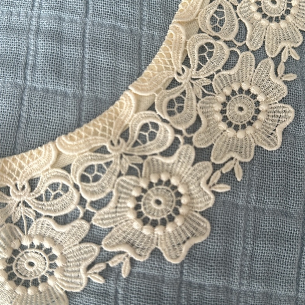 Children’s Belgian lace collar